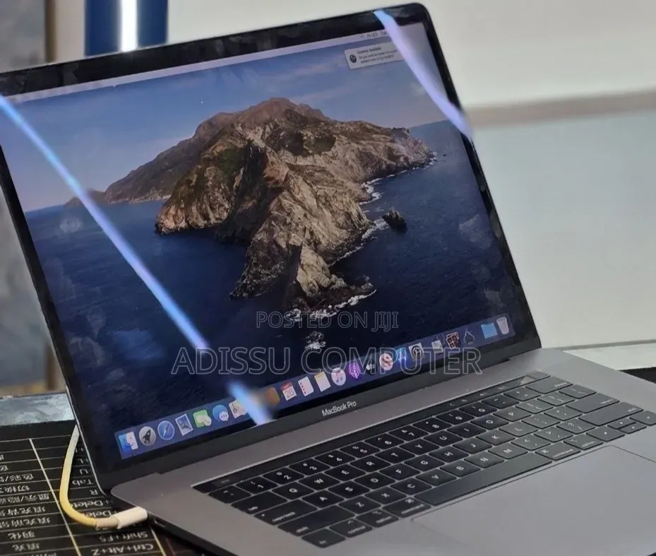 New Laptop Apple MacBook 2018 32GB Intel Core i7 SSD 1T