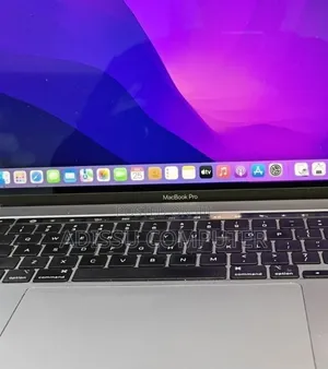 New Laptop Apple MacBook 2018 32GB Intel Core i9 SSD 2T