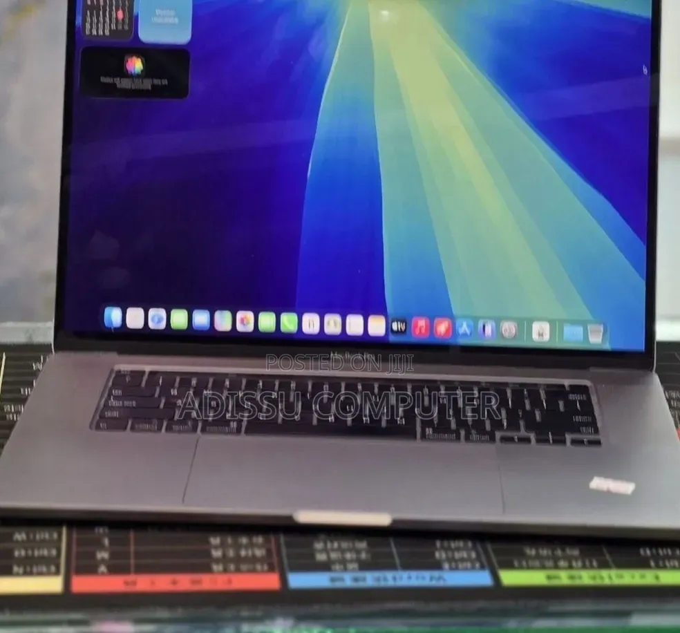 New Laptop Apple MacBook Pro 2019 16GB Intel Core i9 SSD 2T