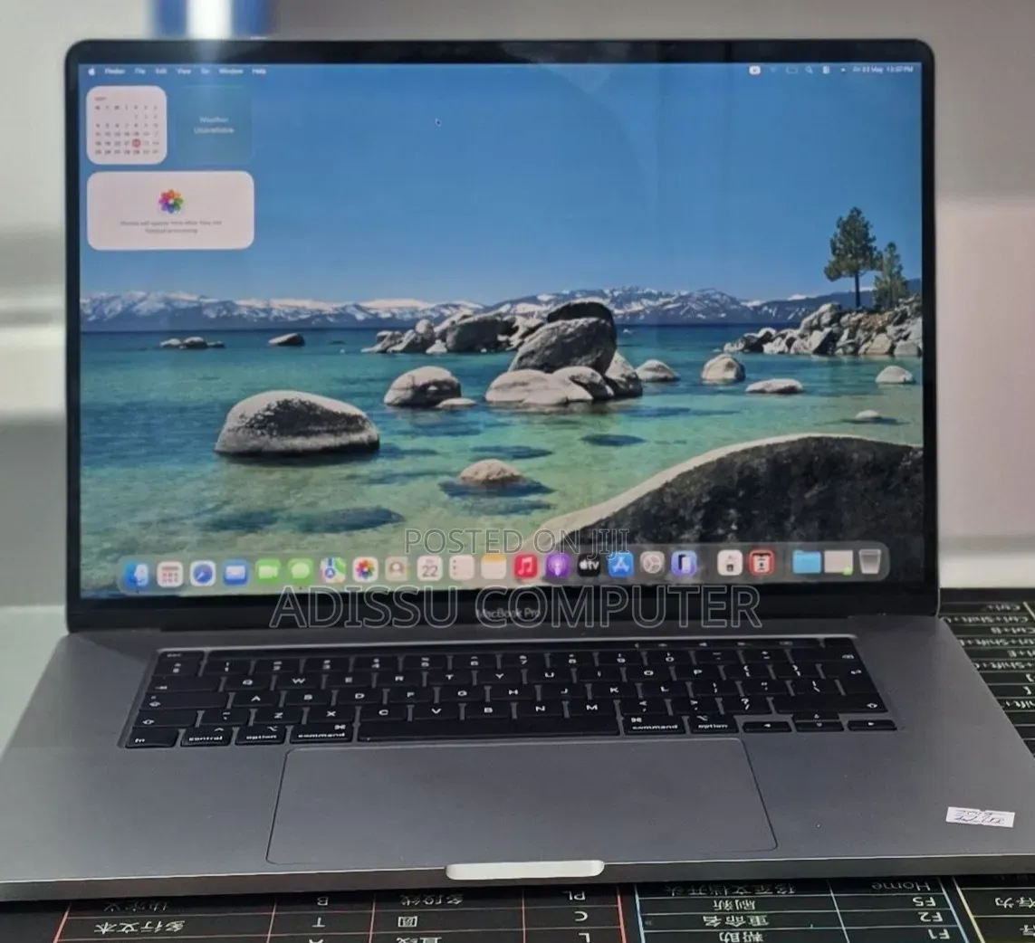 New Laptop Apple MacBook Pro 2019 32GB Intel Core i9 SSD 1T