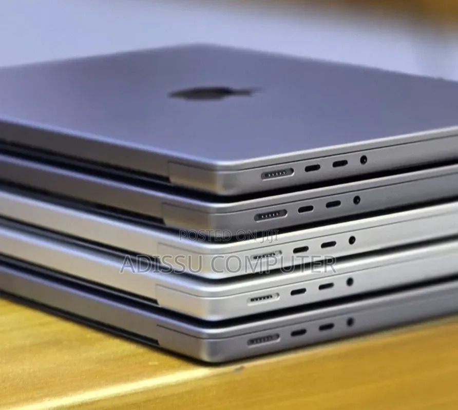 New Laptop Apple MacBook 32GB Apple M1 SSD 512GB