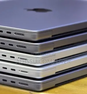 New Laptop Apple MacBook 32GB Apple M1 SSD 512GB