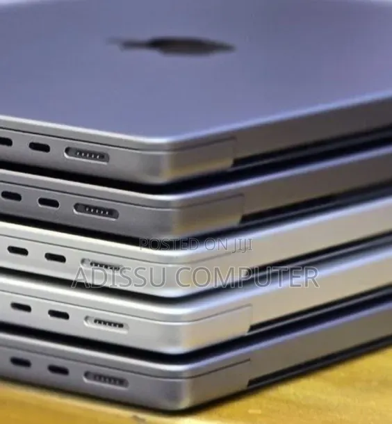 New Laptop Apple MacBook 32GB Apple M1 SSD 512GB