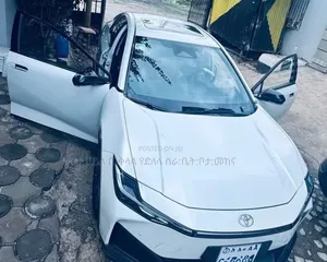 Toyota bZ3 2025 White