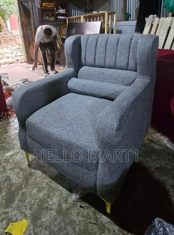 Single Sofa/ Accent Chair