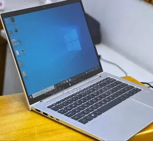 New Laptop HP EliteBook 840 G8 16GB Intel Core i7 SSD 512GB