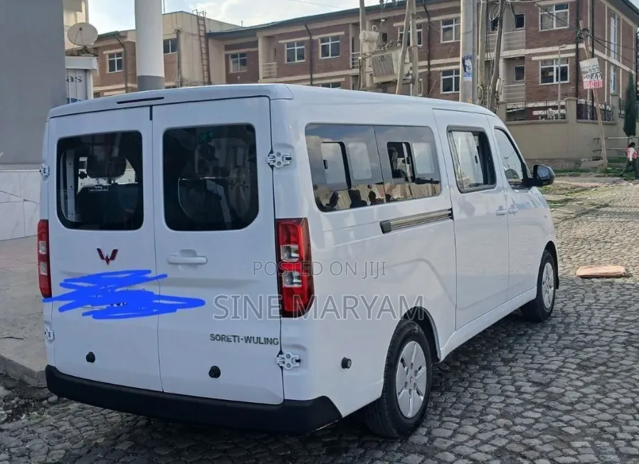 New Wuling EV80 2025 White