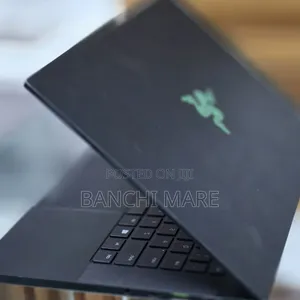 New Laptop Razer Blade 16GB Intel Core i7 SSD 512GB
