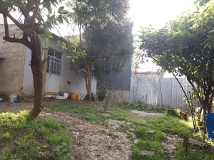 1bdrm House in Individual, Yeka for sale
