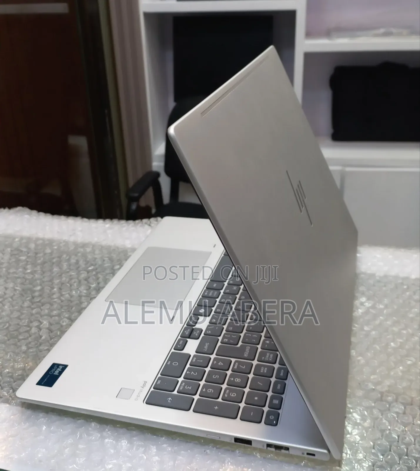 New Laptop HP EliteBook 640 G11 16GB Intel Core Ultra 7 SSD 512GB