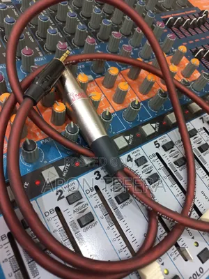 XLR Male to Female: ለማይክሮፎን እና ለስቱዲዮ ሞኒተር ፍጹም ምርጫ።