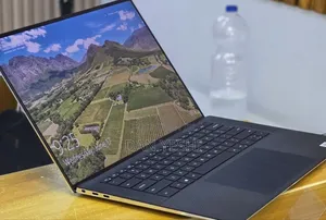 New Laptop Dell 16GB Intel Core i7 SSD 512GB