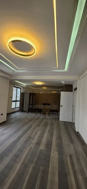 Furnished 9bdrm House in Bole for sale