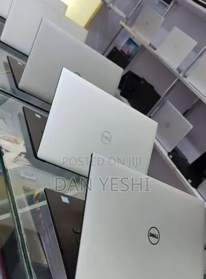 New Laptop Dell 16GB Intel Core i7 SSD 512GB