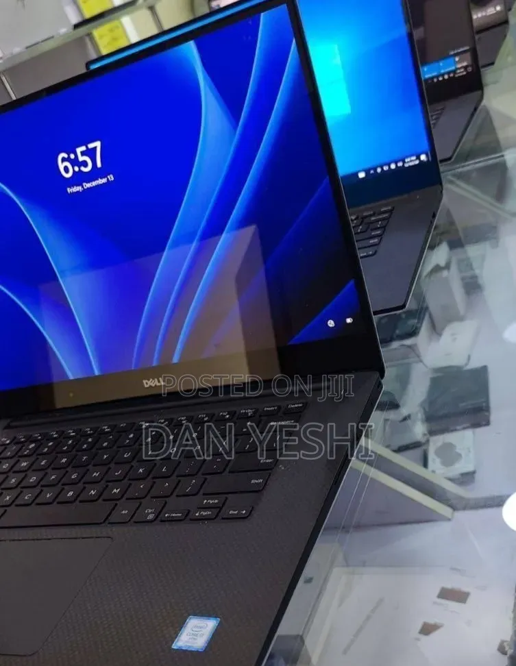 New Laptop Dell 16GB Intel Core i7 SSD 512GB