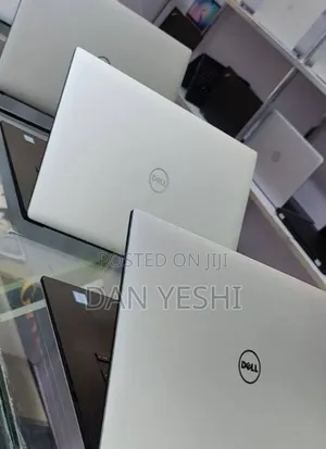 New Laptop Dell 16GB Intel Core i7 SSD 512GB