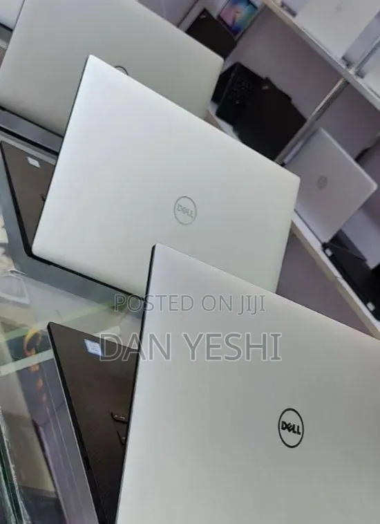 New Laptop Dell 16GB Intel Core i7 SSD 512GB