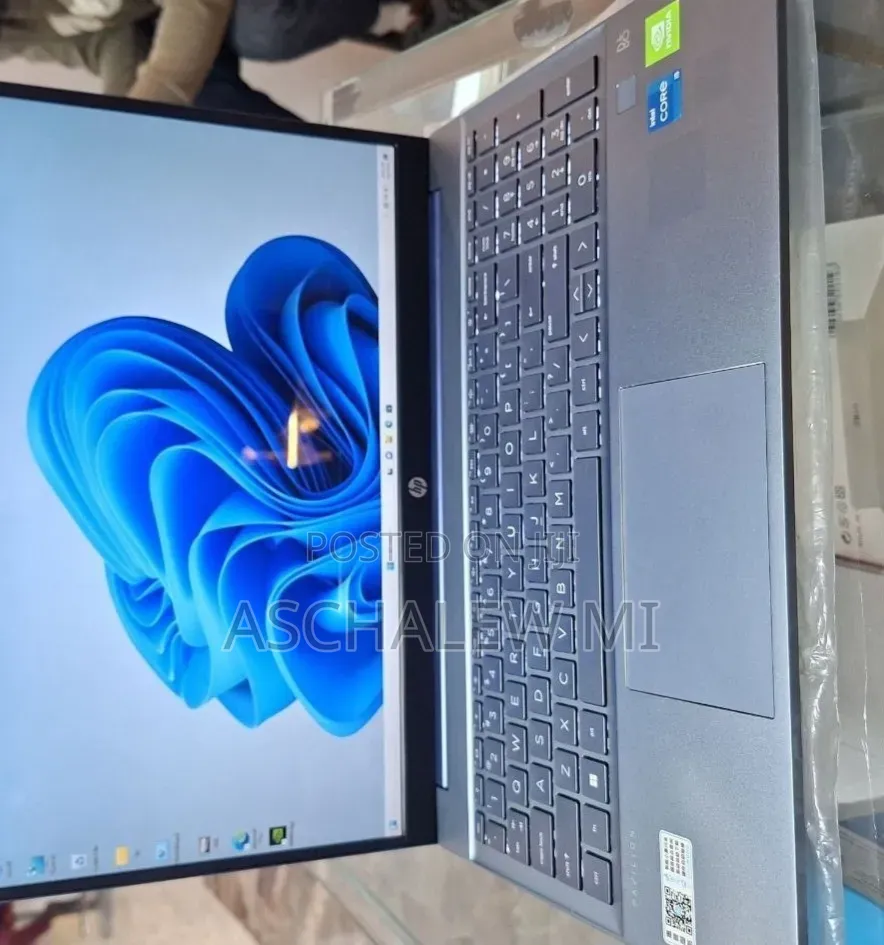 New Laptop HP Pavilion 15 16GB Intel Core i5 SSD 512GB