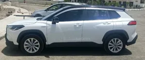 Toyota Corolla 2024 White