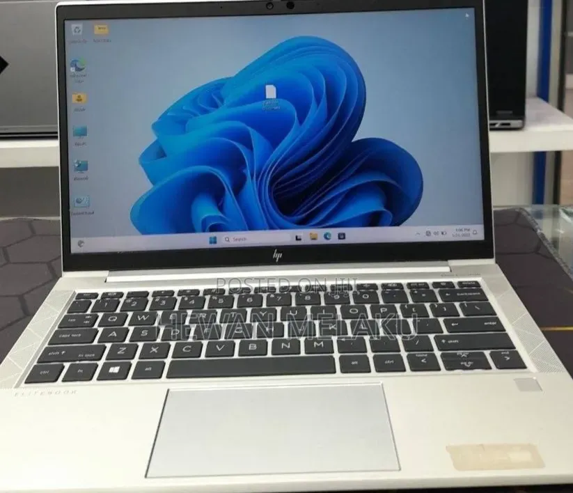 New Laptop HP EliteBook 840 G8 16GB Intel Core i7 SSD 512GB