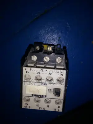 Siemens 3TB42 17-0a Contactor | 3-Pole | 30A (AC-1) / 17A (AC-3)