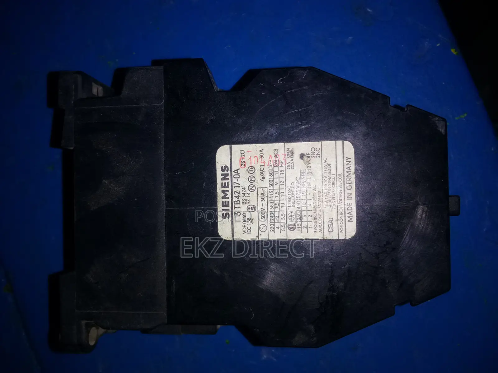 Siemens 3TB42 17-0a Contactor | 3-Pole | 30A (AC-1) / 17A (AC-3)