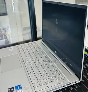 New Laptop HP Pavilion 15 16GB Intel Core i5 SSD 1T