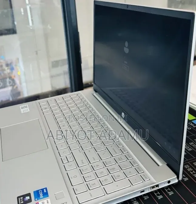 New Laptop HP Pavilion 15 16GB Intel Core i5 SSD 1T