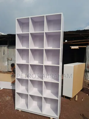 ለ ሱቅ ቢሉ ለ ቢሮ የሚሆኑ Shelf