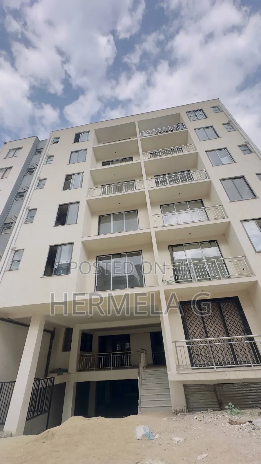 3bdrm Apartment in Gsa Real Estate, Nifas Silk-Lafto for sale