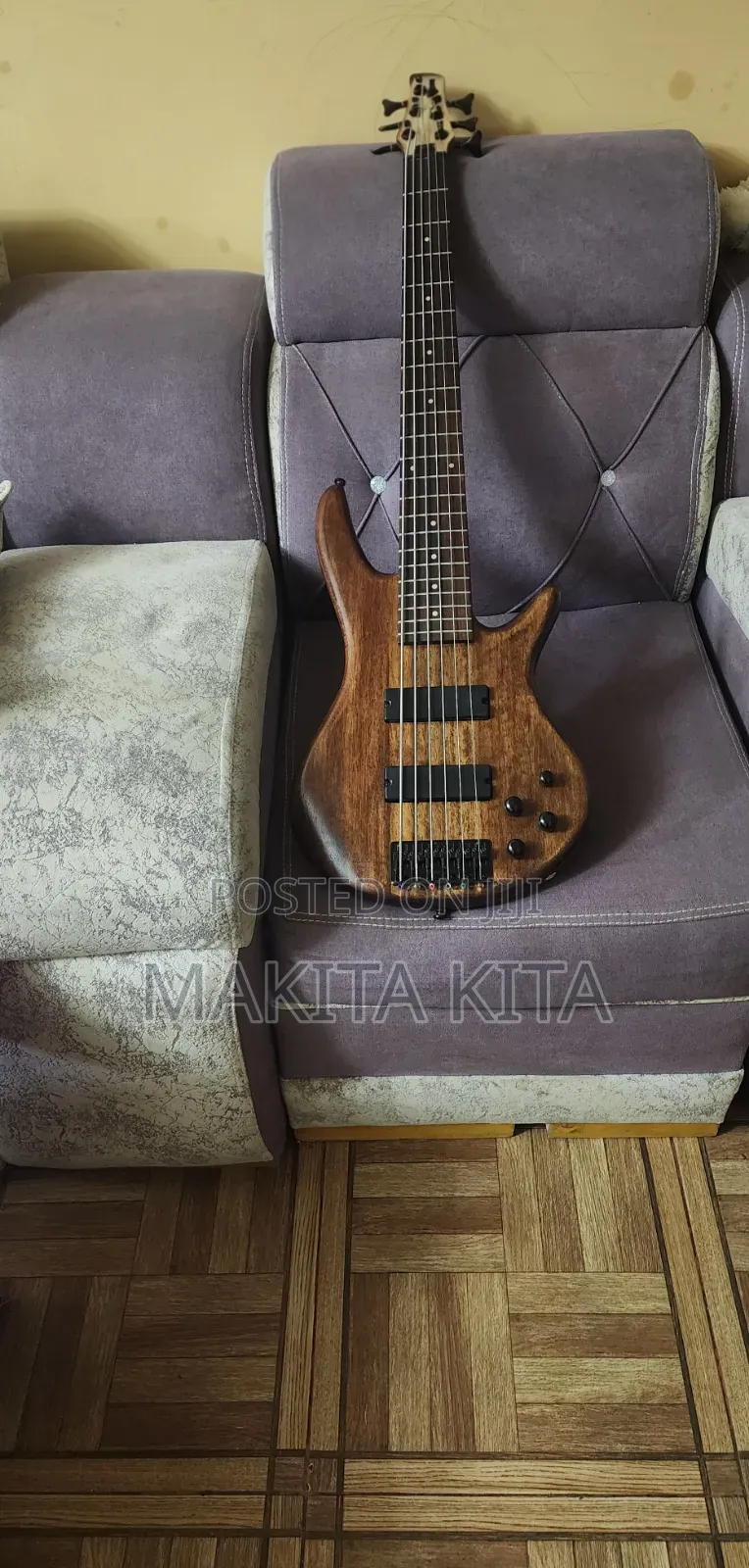 Ibanez GSR-206BWNF