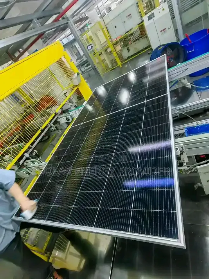 Solar Panel Invertor and Lithium Ion Batteries