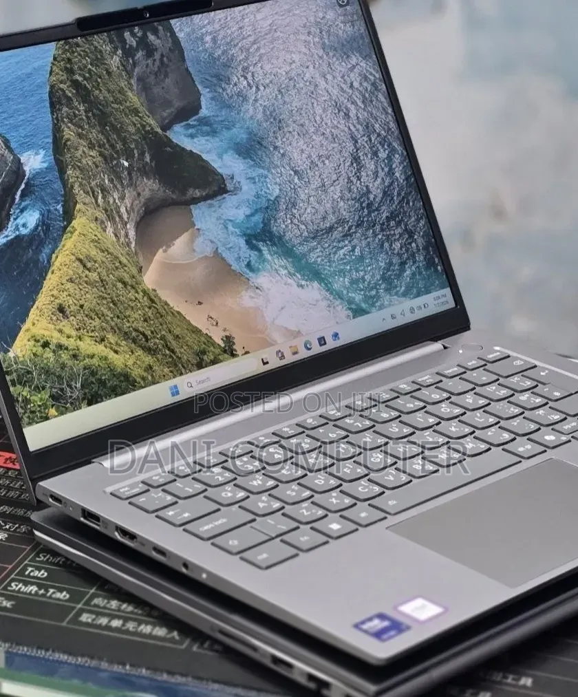 New Laptop Lenovo Thinkbook 14 16GB Intel Core Ultra 7 SSD 512GB