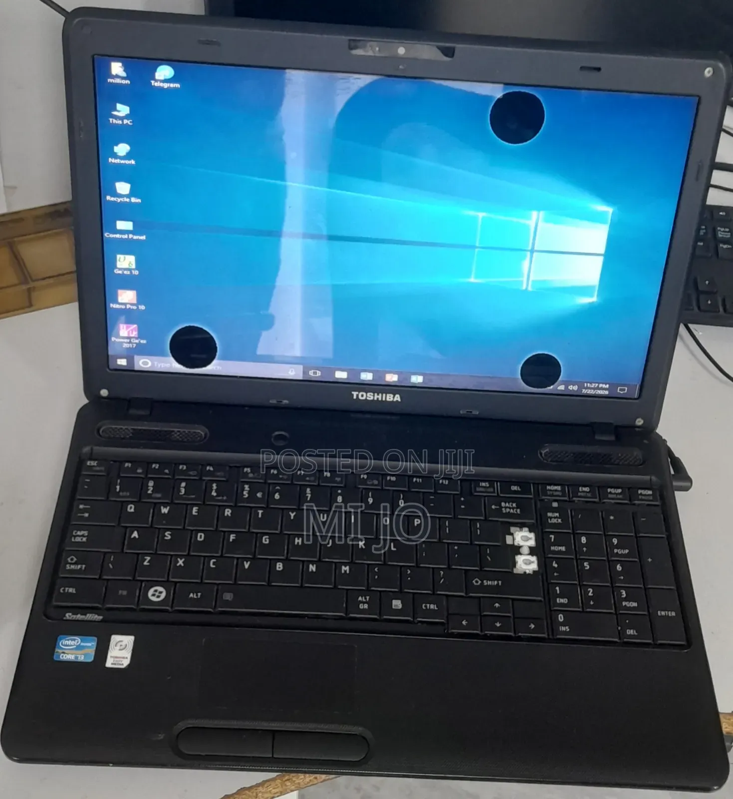 Laptop Toshiba Satellite C650 4GB Intel Core i3 HDD 500GB