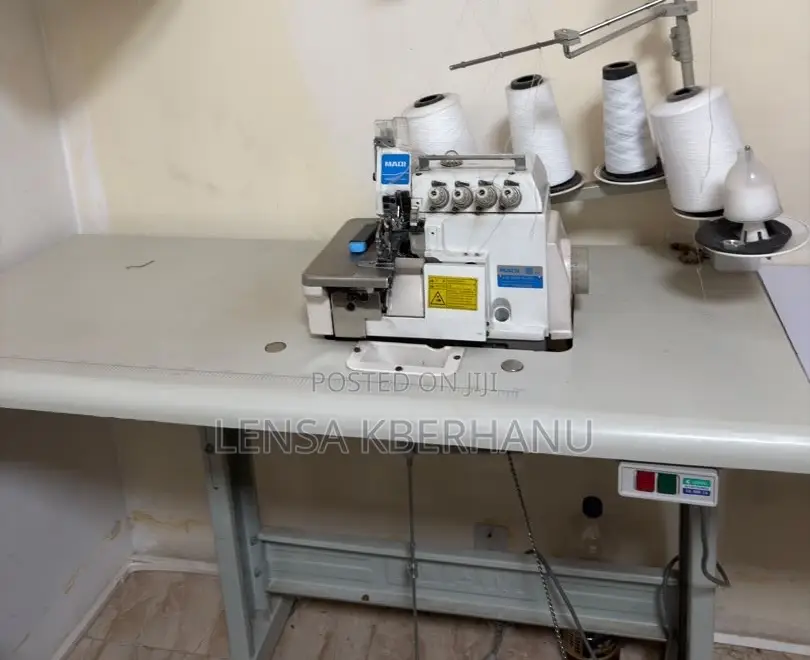 Five Threads Overlock Sewing Machines