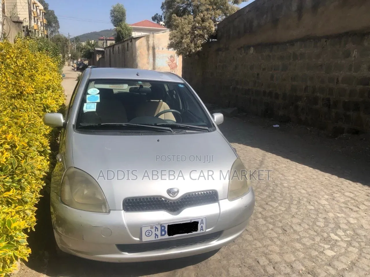 Toyota Vitz 2001 Silver