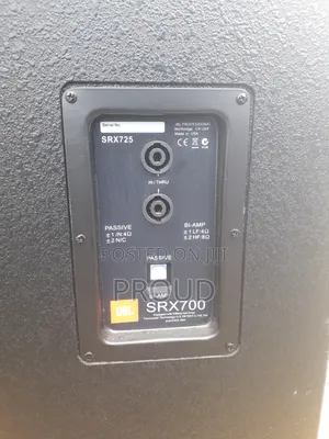 JBL SRX 725 Model Montarbo