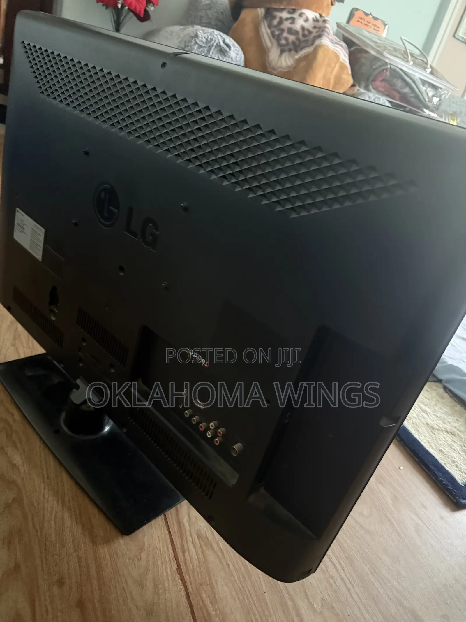 LG TV 32 Inch for Sale
