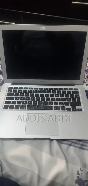 Laptop Apple MacBook 2015 8GB Intel Core i5 SSD 256GB