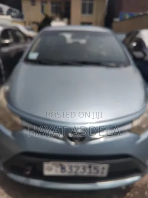 Toyota Yaris 2015 Blue