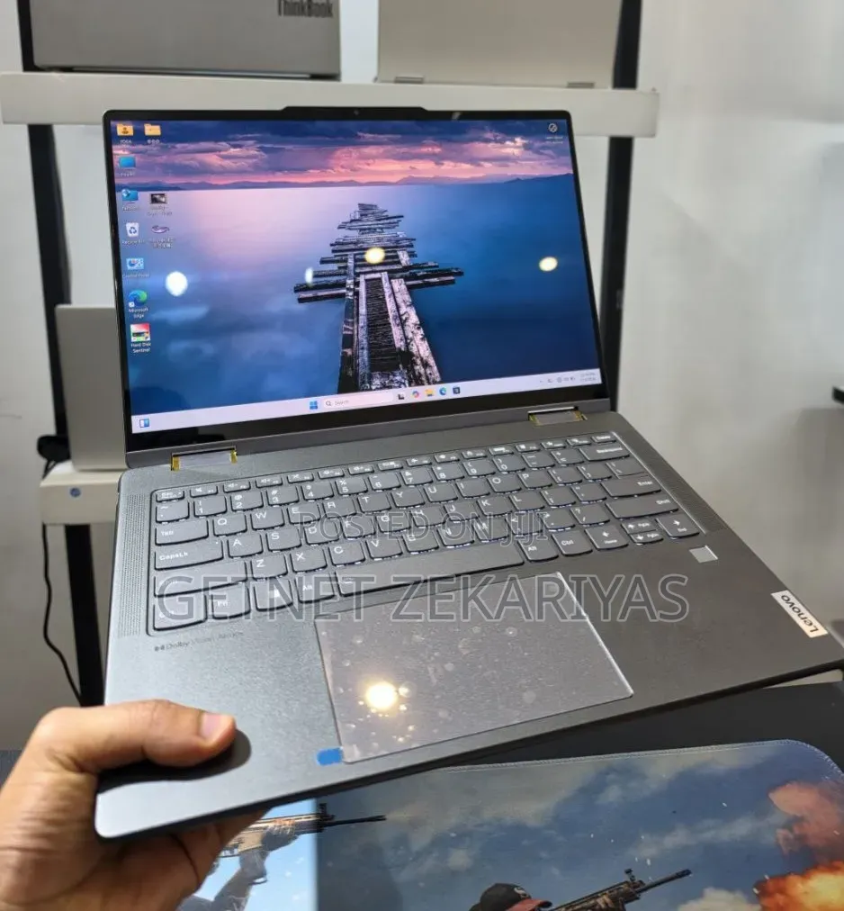 New Laptop Lenovo ThinkPad Yoga 16GB Intel Core Ultra 7 SSD 512GB