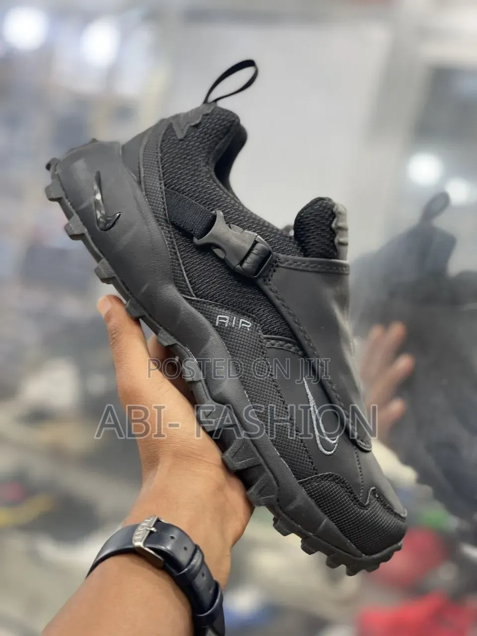 Nike ACG Phassad "Triple Black"