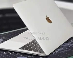New Laptop Apple MacBook Pro 2019 16GB Intel Core i7 SSD 512GB