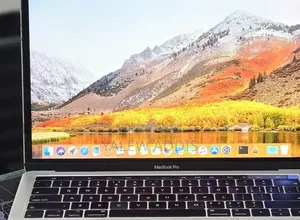 New Laptop Apple MacBook Pro 2019 16GB Intel Core i7 SSD 512GB