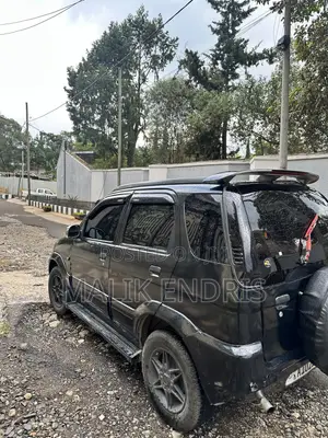 Daihatsu Terios 2000 Black