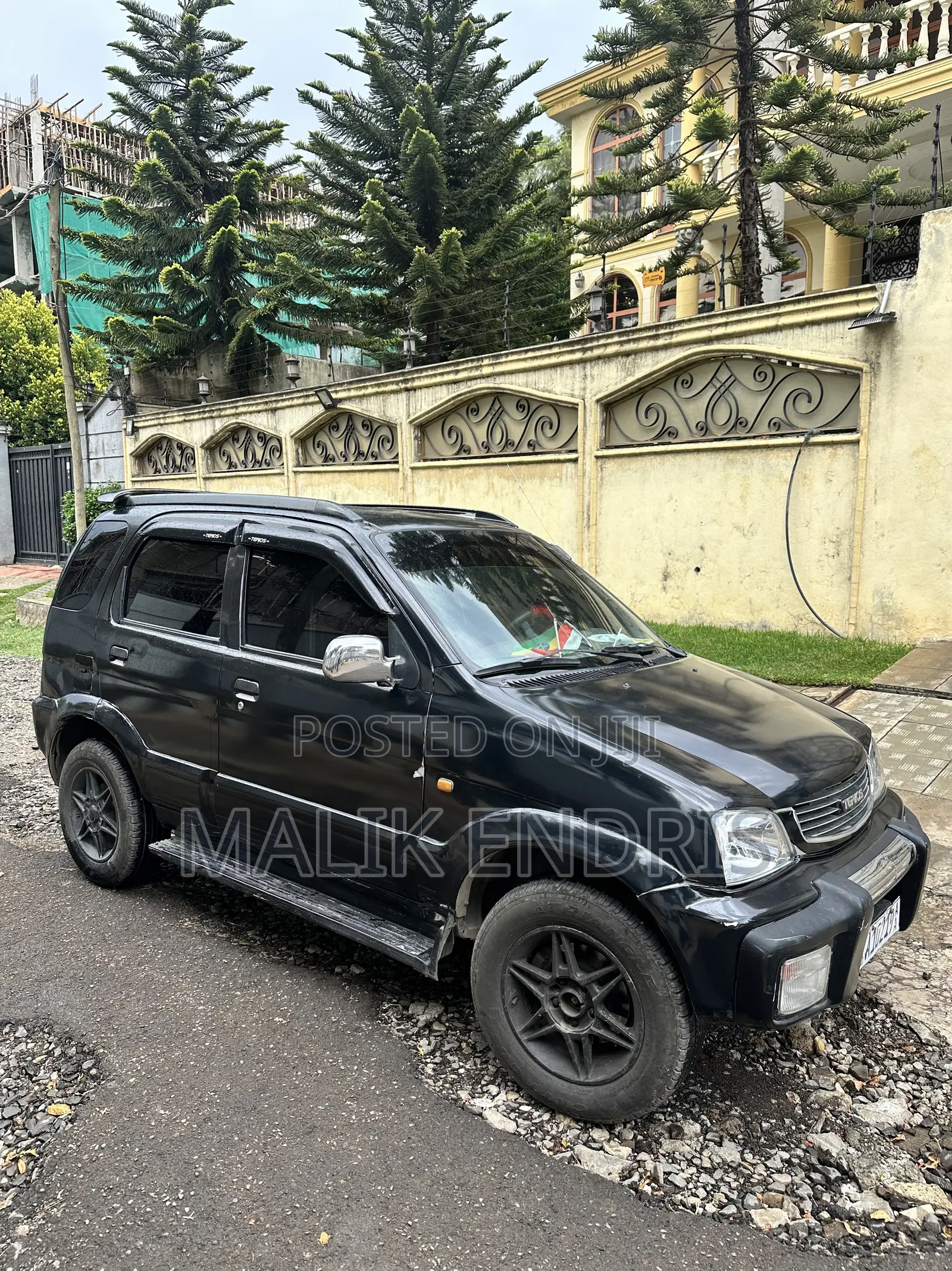 Daihatsu Terios 2000 Black
