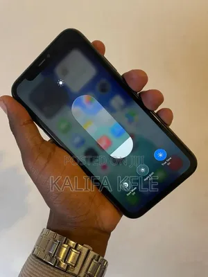 Apple iPhone 11 64 GB