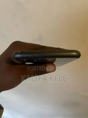 Apple iPhone 11 64 GB