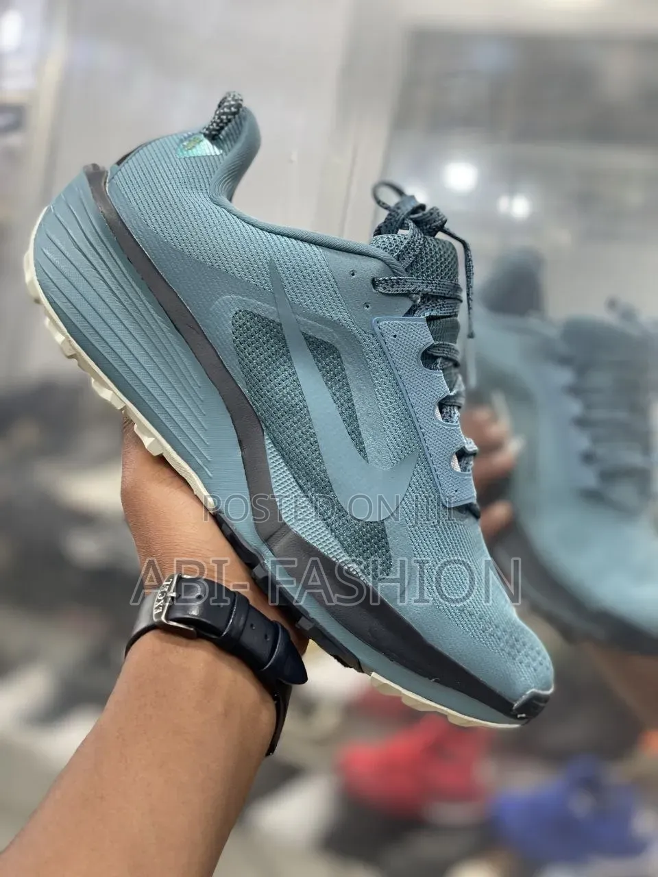 Nike ReactX Pegasus Trail 5 in Smokey