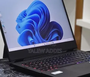 New Laptop HP OmniBook 7 16" 16GB Intel Core i7 SSD 512GB